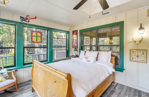Jefferson House | Lakefront Home Deck, Grills and Fire Pit in Karnack