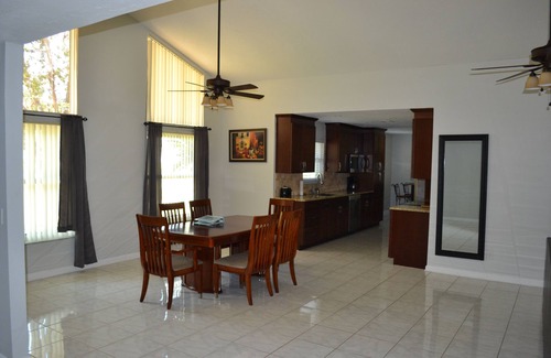 Fruitland Park House | Lakefront Home on Lake Griffin/Harris chain of lakes and close to the Villages