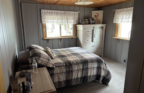 Lachine House | Lakefront home on beautiful Beaver Lake in Lachine, MI.