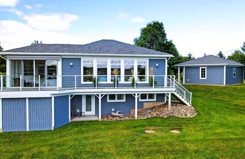 Springfield House | Lakefront Home on Washademoak Lake with Dock and 255 ft of Water Frontage.
