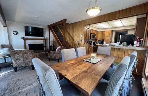 Newman Lake House | Lakefront Home on Newman Lake