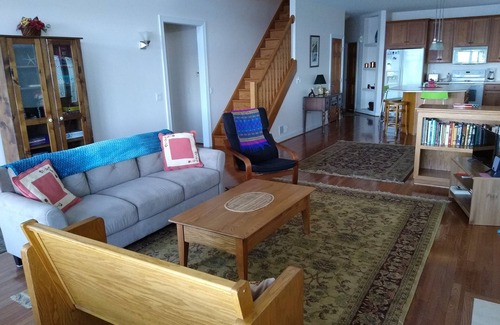 Auburn House | Lakefront Home on Owasco Lake, Finger Lakes NY Region