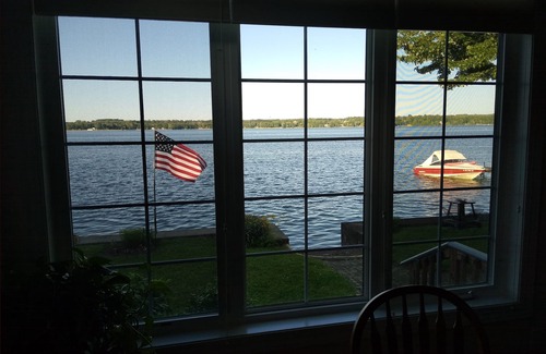 Auburn House | Lakefront Home on Owasco Lake, Finger Lakes NY Region