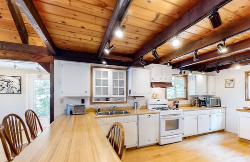 Lake Arrowhead House | Lakefront home with amazing views, 2 kayaks, firepit & 45 feet of lake frontage