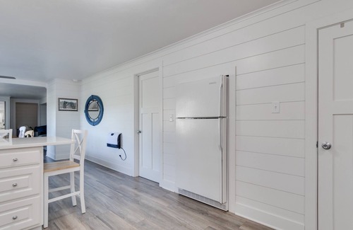 Coloma House | Lakefront home w Private Beach, Hot Tub, Sauna