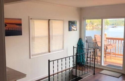Gravois Mills House | Lakefront Home w/Private dock & Amazing Views