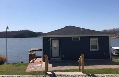 Gravois Mills House | Lakefront Home w/Private dock & Amazing Views