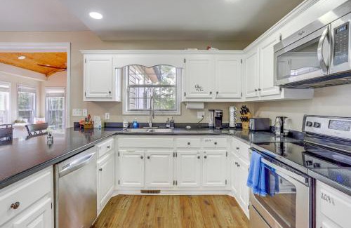 Murrayville House | Lakefront Home with Private Boat Dock on Lake Lanier