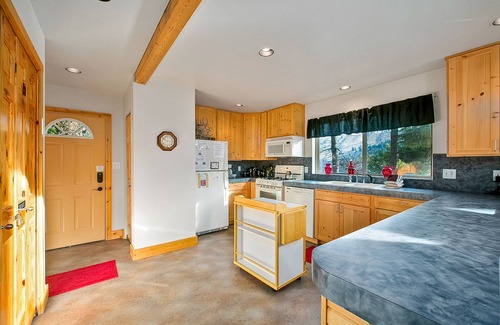 Wallowa County House | Lakefront home with private dock, 2 decks, lake views & fireplace