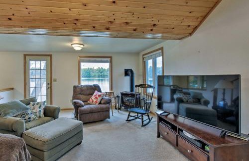 Wautoma House | Lakefront Home with Seasonal Dock - 2 mi to Skiing!