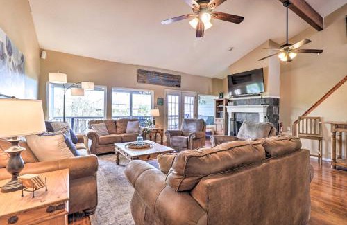 Point Venture House | Lakefront Home with Point Venture Golf Access!