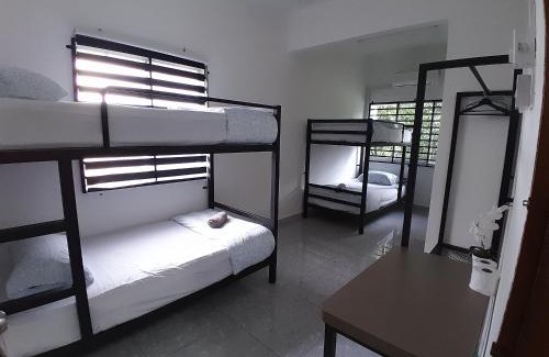 Larut Apartment | Lakefront Homestay