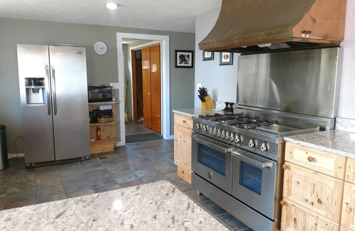 Rapid City House | Lakefront house on beautiful Elk Lake - Pontoon Availablen