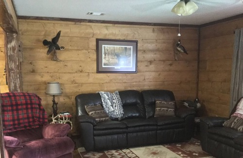 Monroe House | Lakefront Hunting/Fishing