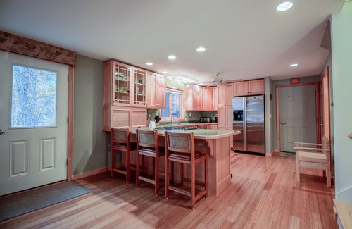 West Poland House | Lakefront kid-friendly home with dock & swing in great location - dog-friendly