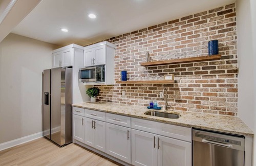 Fair Play House | Lakefront-Lakeview -Gameday HQ- w/Dock- Kayaks- Fire Pit- Games- Pet Friendly