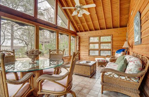 Leesburg House | Lakefront Leesburg Home with Private Dock and Ramp!