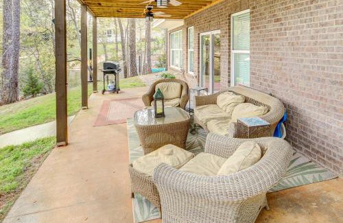 Leesville House | Lakefront Leesville Retreat with Private Dock!