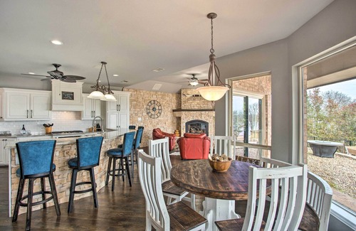 Little Elm House | Lakefront Little Elm Home w/Private Pool!