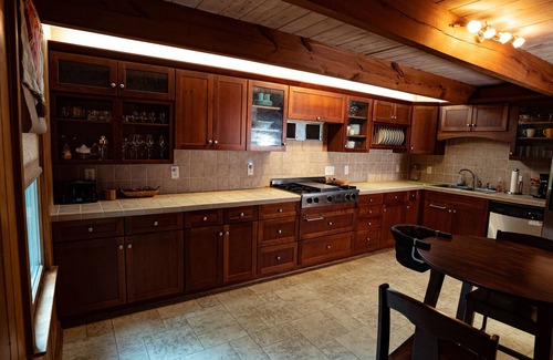 Reed Creek House | Lakefront Living at the Tranquility Estate + Private Dock + waterfront!