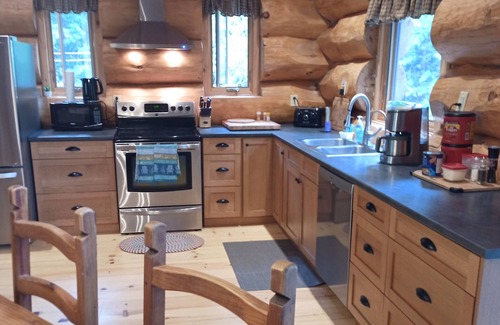 Saugeen Shores Cabin | Lakefront log cabin in the woods!