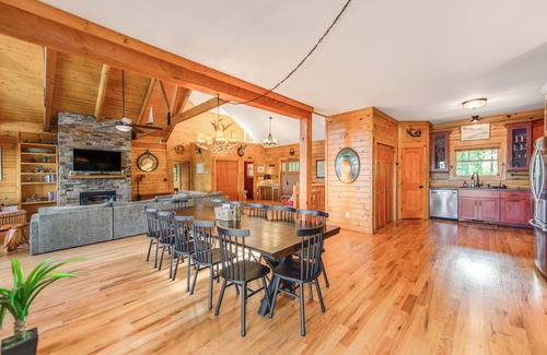 Dixie - Berryhill Cabin | Lakefront Log Cabin - Hot Tub, Pickleball Ct, Fire Pits, 2-Story Dock, Game Room