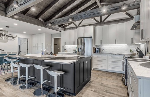 Cleora House | Lakefront Luxury at Grand Lake - PRIVATE DOCK, SWIMSPA & GAME ROOM