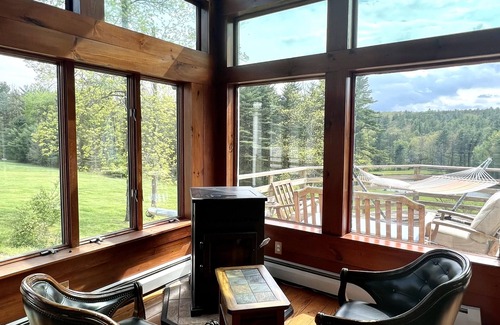 Oneonta Ski Chalet | Lakefront Luxury Chalet 7 Bedrooms
