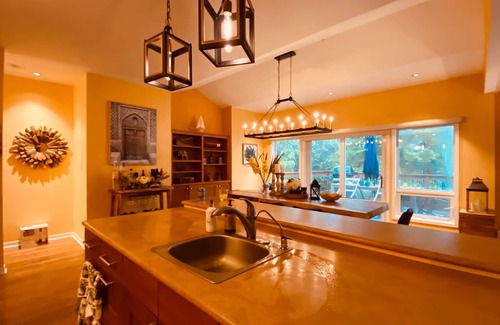 Georgian Bay Cottage | Lakefront Luxury Cottage on South Gibson Lake