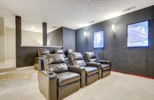 Tucumcari House | Lakefront Mansion Game Room and Deck in New Mexico!