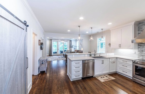 Lake Oconee House | Lakefront | Marina Access | Near Golf & Dining