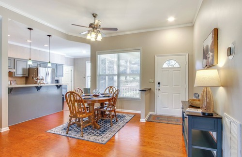 McCormick House | Lakefront McCormick Gem: Deck & Golf Course Views