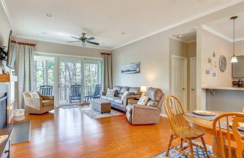 McCormick House | Lakefront McCormick Gem Deck and Golf Course Views