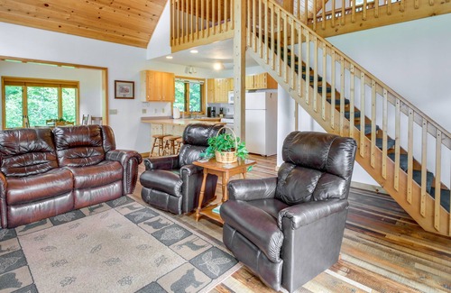 Isle Cabin | Lakefront Minnesota Abode - Fire Pit, Deck & Grill