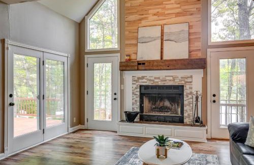 Minocqua House | Lakefront Minocqua Getaway Dock, Game Room!