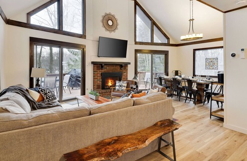 Hanover Apartment | Lakefront Modern A frame cabin with private dock