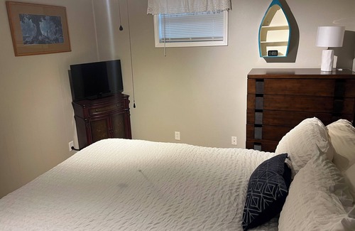 West Jefferson Condo | LAKEFRONT MTN. HIDEAWAY New Discounted Rates!