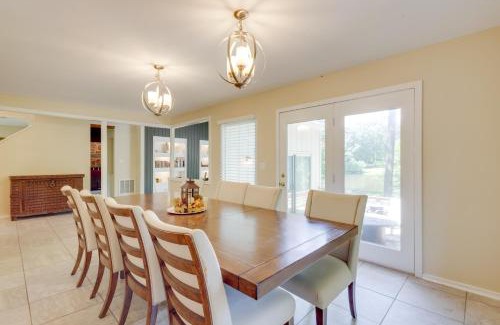 North Newport News House | Lakefront Newport News Home, 6 Mi to City Center!