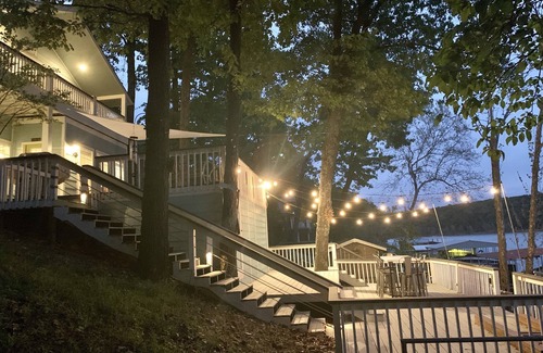 Eucha House | Lakefront on South Grand with Private Dock! Sleeps 8, 4 Bath - 2 full & 2 half