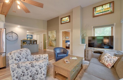 Osceola House | Lakefront Osceola Vacation Rental - Dogs Welcome!