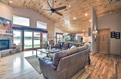 Pagosa Springs House | Lakefront Pagosa Springs Home, 7 Mi to Hot Springs