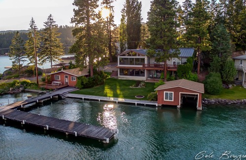 Kings Point House | Lakefront Paradise - Flathead Lake 2022 Spacious Home Available