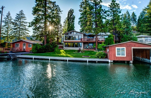 Kings Point House | Lakefront Paradise - Flathead Lake 2022 Spacious Home Available