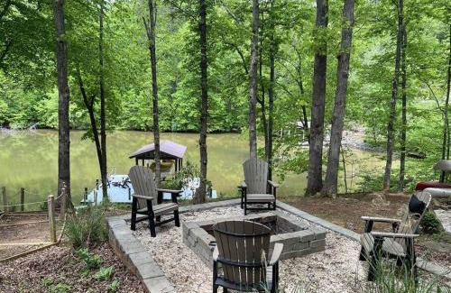 Moneta House | Lakefront Paradise - Hot Tub Game Rm Kayaks Dock