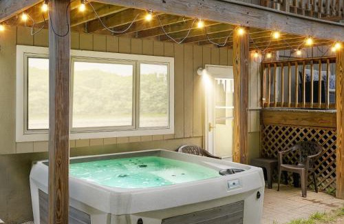 Traverse City House | LAKEFRONT PARADISE 4 bedroom Home w direct lake access, Pets OK