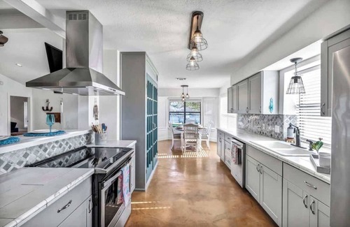 Marble Falls House | Lakefront Paradise With Firepit