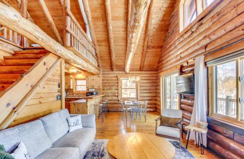 Park Rapids House | Lakefront Park Rapids Cabin with Decks and Boat Dock!