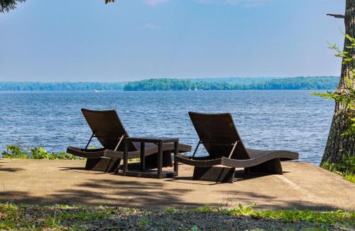 Phelps House | Lakefront Phelps Cabin with Boat Dock and Water Toys!