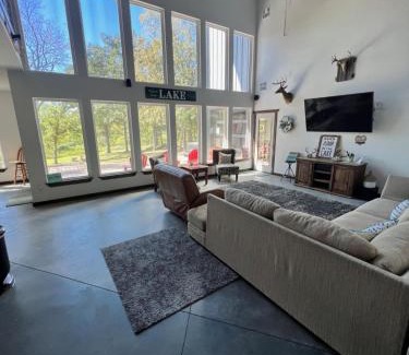 Porum House | Lakefront-Private Dock-Lakeview-Sleeps 22 plus