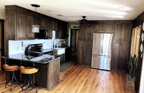 Wauksaukee House | Lakefront+Private+Dog Friendly
